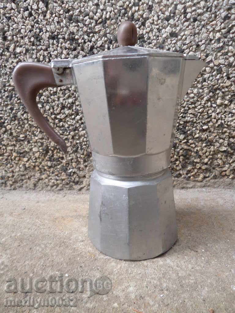 Sofa coffee maker, kettle, kettle with price 18.00 BGN | € 9.20 Sofa coffee maker, kettle, kettle with price 18.00 BGN | € 9.20