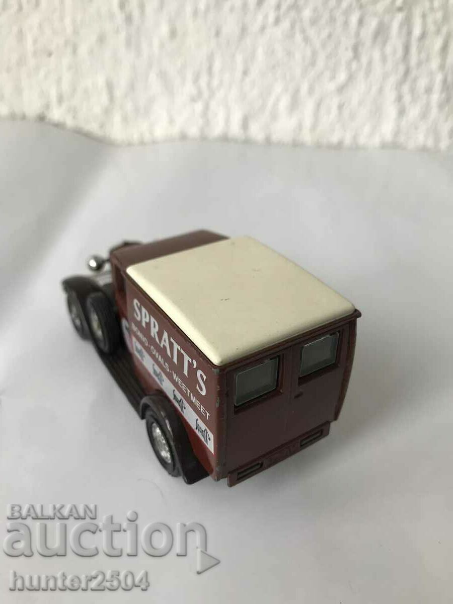 Trolley-matchbox, 11 cm with price 14.95 BGN | € 7.64 Trolley-matchbox, 11 cm with price 14.95 BGN | € 7.64