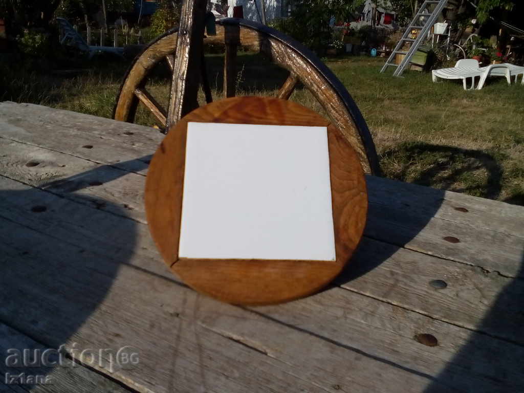 Аукцион Поставка за топли предмети Аукцион Поставка за топли предмети