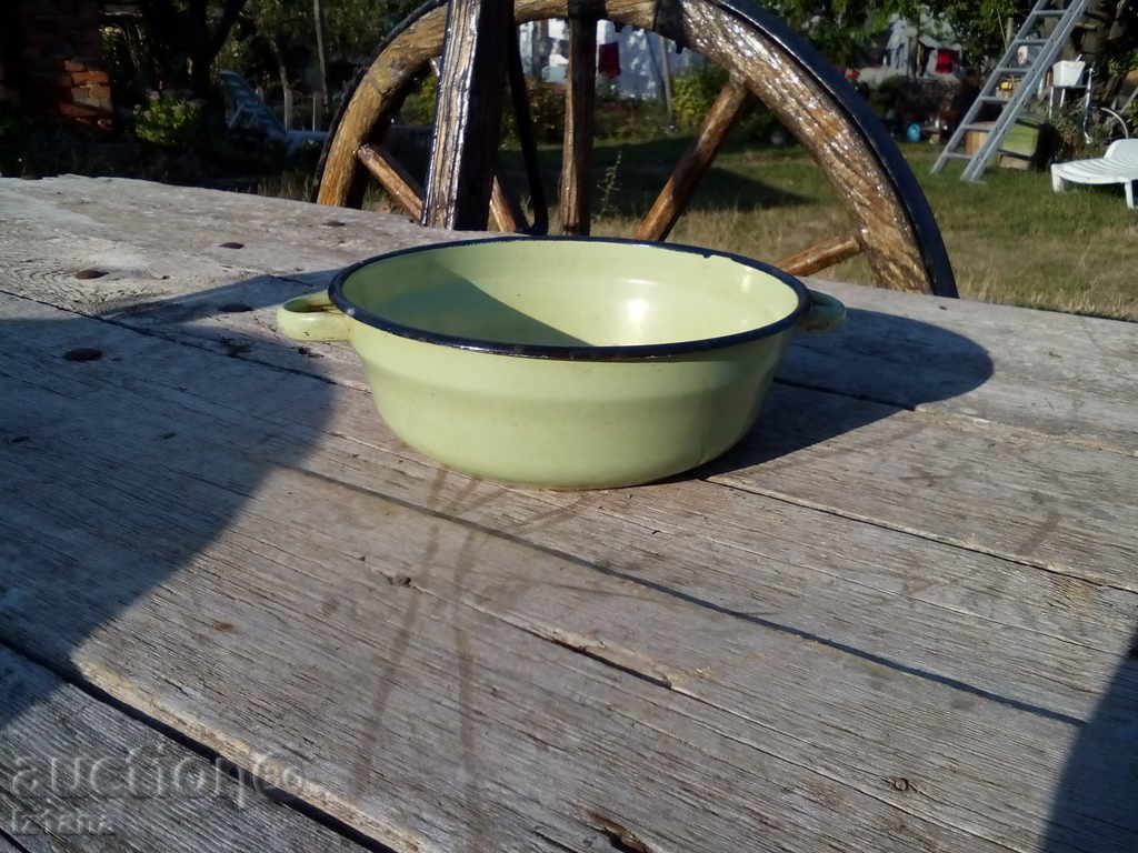 Δημοπρασία Εμαγιέ πιάτο, μπολ Δημοπρασία Εμαγιέ πιάτο, μπολ