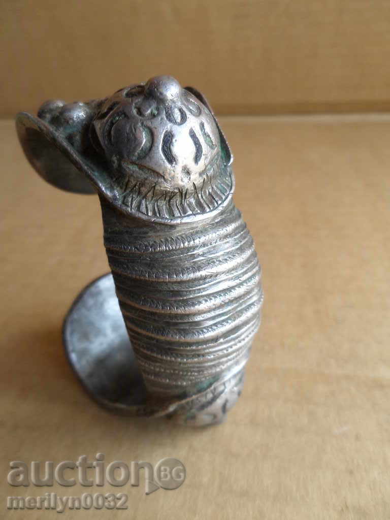 Delivery of Revival silver bracelet, slingshot, ornament, jewelry, silver Delivery of Revival silver bracelet, slingshot, ornament, jewelry, silver