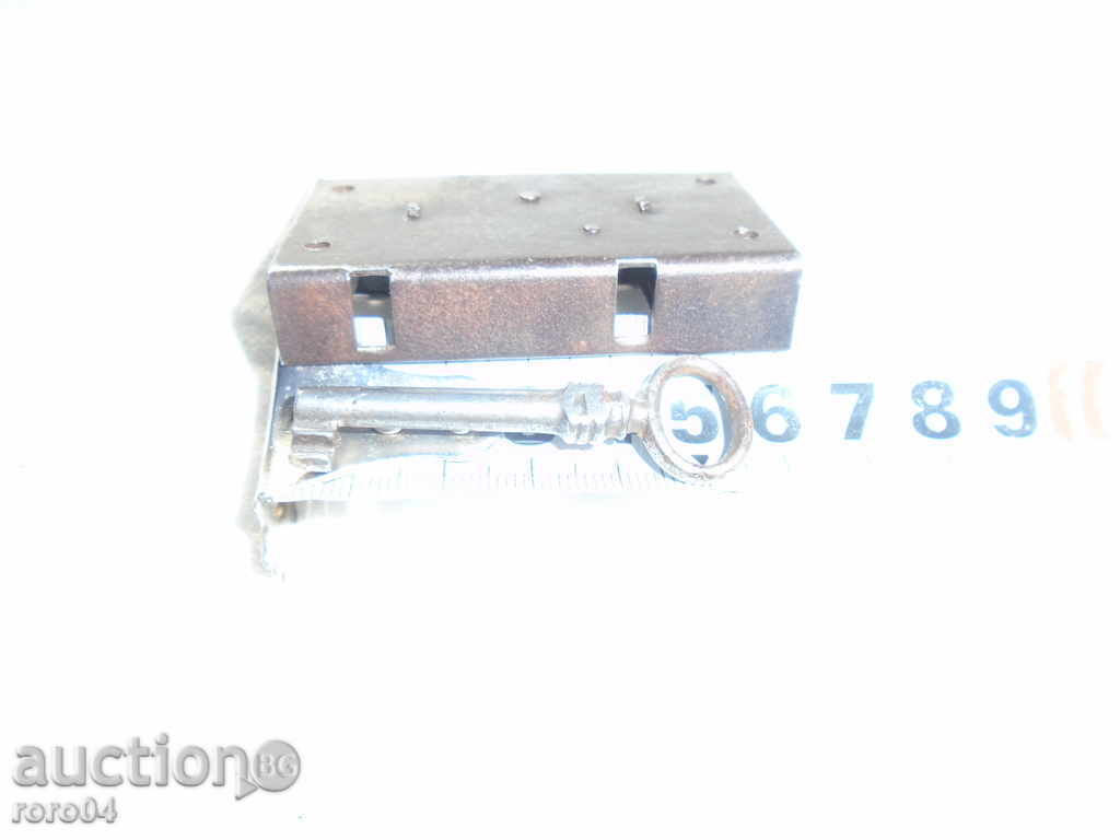 STAR SMALL HORSES KEYS WITH KEY - ACTUALLY with price 12.59 BGN | € 6.44 STAR SMALL HORSES KEYS WITH KEY - ACTUALLY with price 12.59 BGN | € 6.44