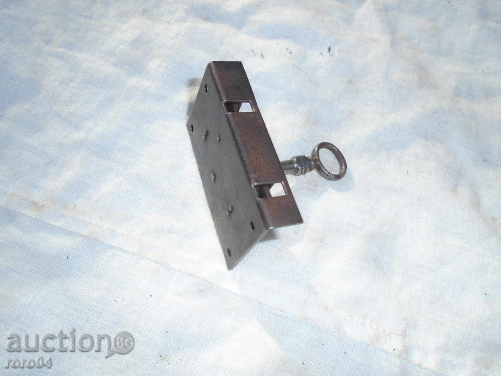 STAR SMALL HORSES KEYS WITH KEY - ACTUALLY - 6 STAR SMALL HORSES KEYS WITH KEY - ACTUALLY - 6