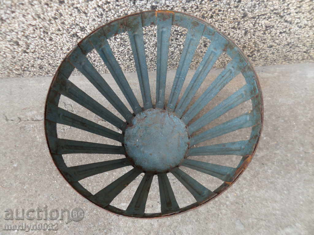 An old metal bin from an office of the Earl of Sofia, Bulgaria with price 49.00 BGN | € 25.05 An old metal bin from an office of the Earl of Sofia, Bulgaria with price 49.00 BGN | € 25.05