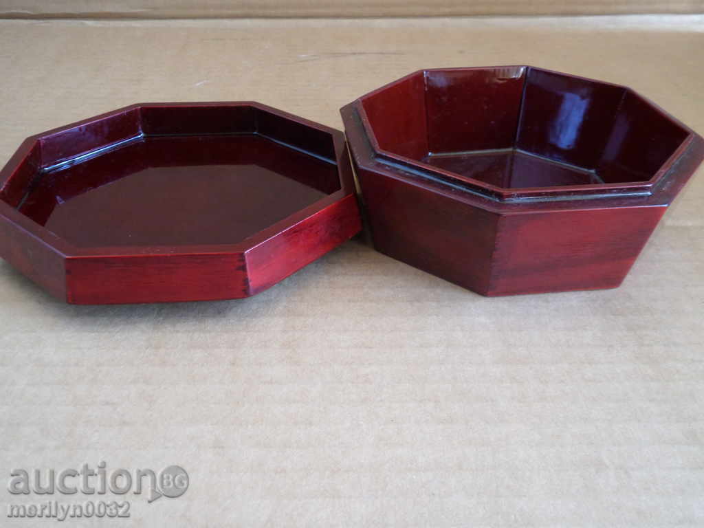 Jewel box wood jeweled in the 20th century intrigue with price 119.00 BGN | € 60.84