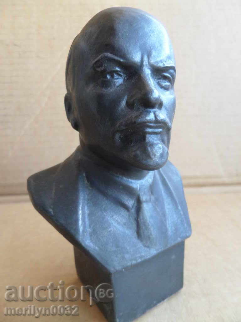Aluminum bust of Lenin, figure, plastic, statuette with price 192.00 BGN | € 98.17
