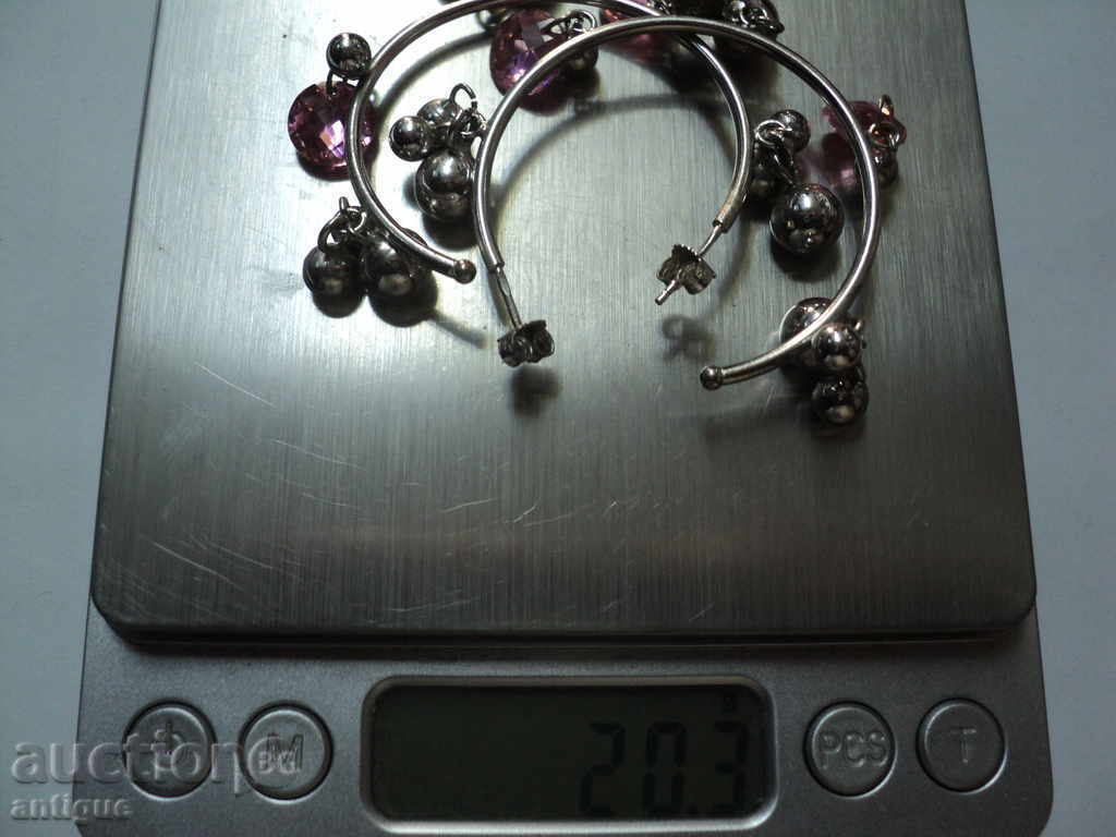 SILVER EARRINGS. - 6 SILVER EARRINGS. - 6