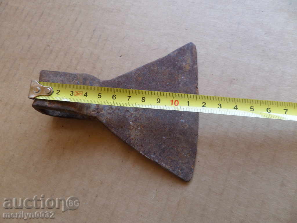 Old forged blade forged iron knife cutter with price 29.00 BGN | € 14.83 Old forged blade forged iron knife cutter with price 29.00 BGN | € 14.83