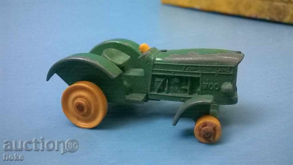 Tractor-metal with price 5.00 BGN | € 2.56 Tractor-metal with price 5.00 BGN | € 2.56