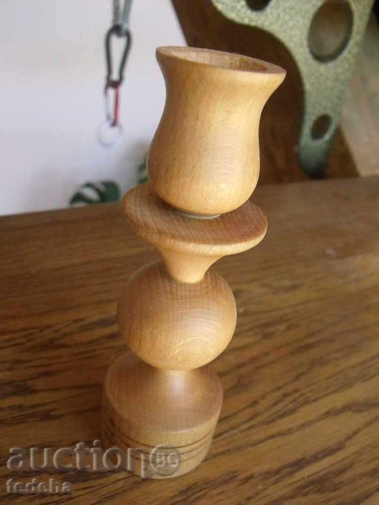 СВЕЩНИК с цена 5.00 лв. | € 2.56 СВЕЩНИК с цена 5.00 лв. | € 2.56