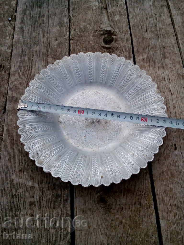 Delivery of Old fruit, plate