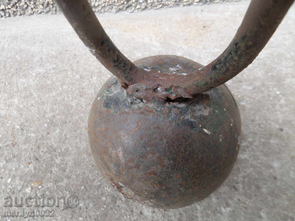 Auction An old cannon from the top, cannon, gun, bomber Auction An old cannon from the top, cannon, gun, bomber