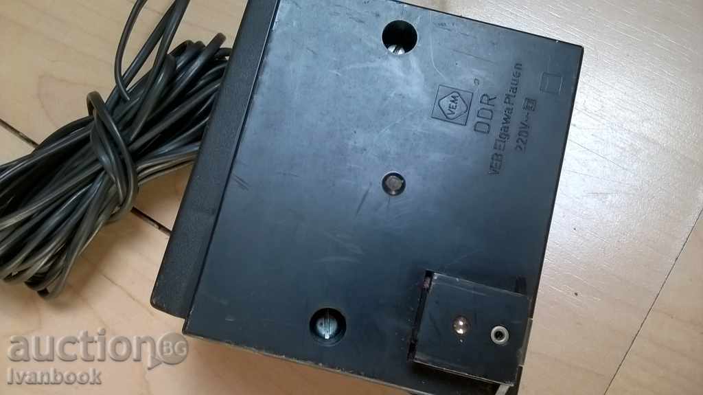 Φακοί - Λαϊκή Δημοκρατία της Γερμανίας με τιμή 9.00 BGN | € 4.60 Φακοί - Λαϊκή Δημοκρατία της Γερμανίας με τιμή 9.00 BGN | € 4.60