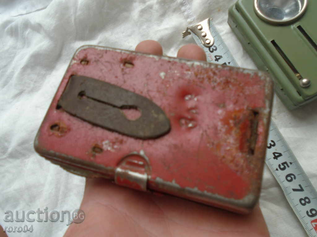 Auction  FENCERIES - 2 FILES / FREE FASHIONS / GREEN IS EXCELLENT