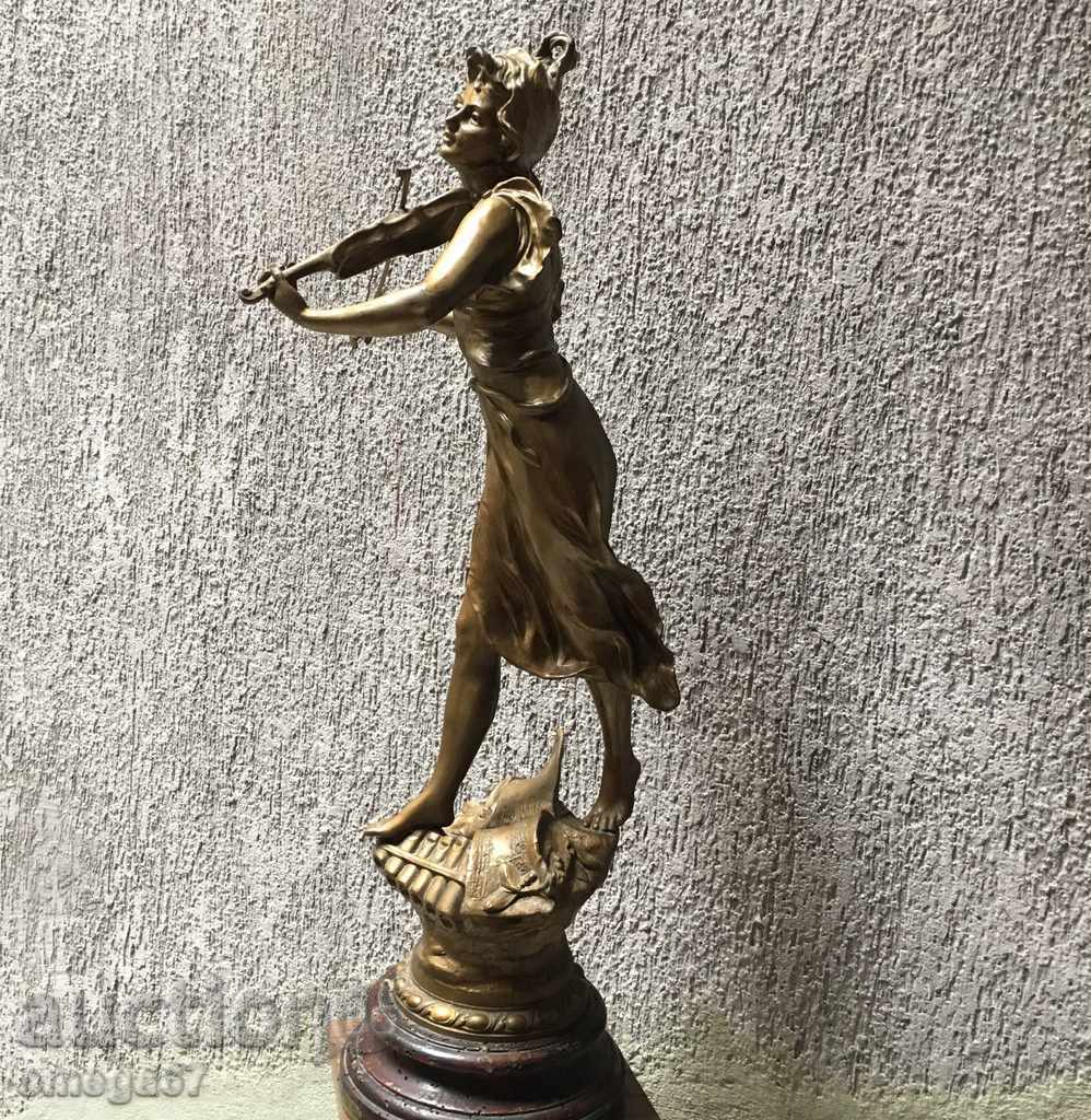 Доставка на Голяма старинна статуетка LA MUSIQUE Доставка на Голяма старинна статуетка LA MUSIQUE