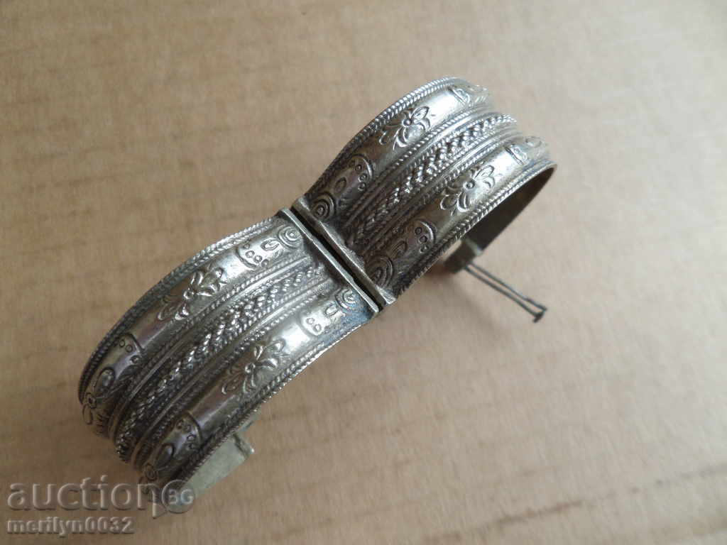 Renaissance silver bracelet, jewel, jewel, necklace, ring with price 177.00 BGN | € 90.50 Renaissance silver bracelet, jewel, jewel, necklace, ring with price 177.00 BGN | € 90.50