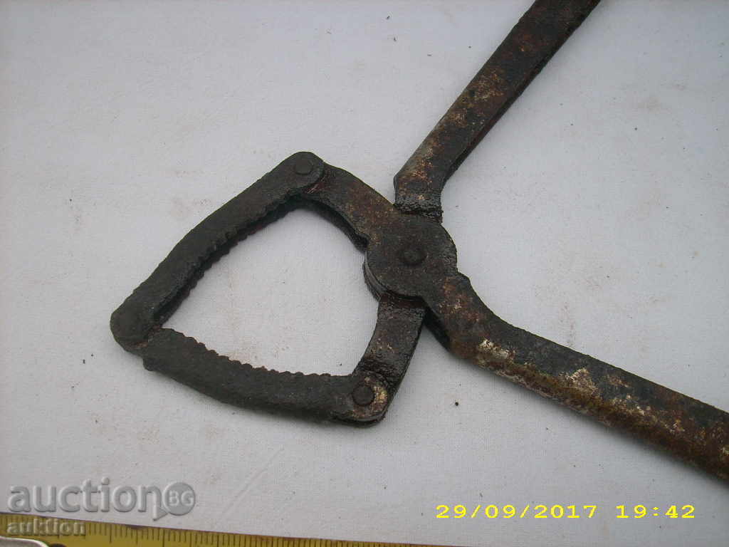 Delivery of OLD MACHINE FOR TREATMENT OF WAXES AND BADEMI Delivery of OLD MACHINE FOR TREATMENT OF WAXES AND BADEMI