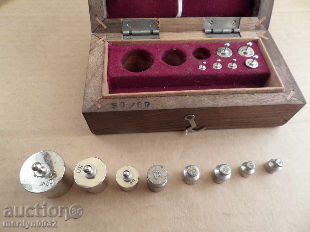 Delivery of Old weights from scales exagi gram weight scales Delivery of Old weights from scales exagi gram weight scales