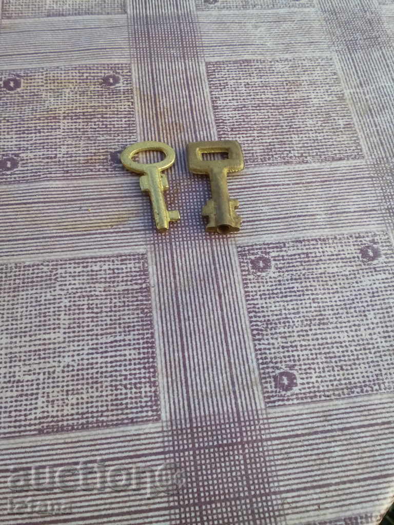 Antique key, keys with price 7.00 BGN | € 3.58 Antique key, keys with price 7.00 BGN | € 3.58