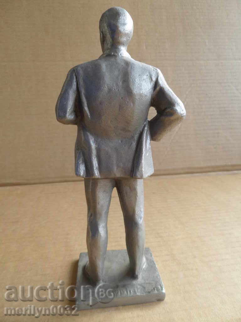 Delivery of Statuette Author figure Lenin figure plastic sculpture Delivery of Statuette Author figure Lenin figure plastic sculpture
