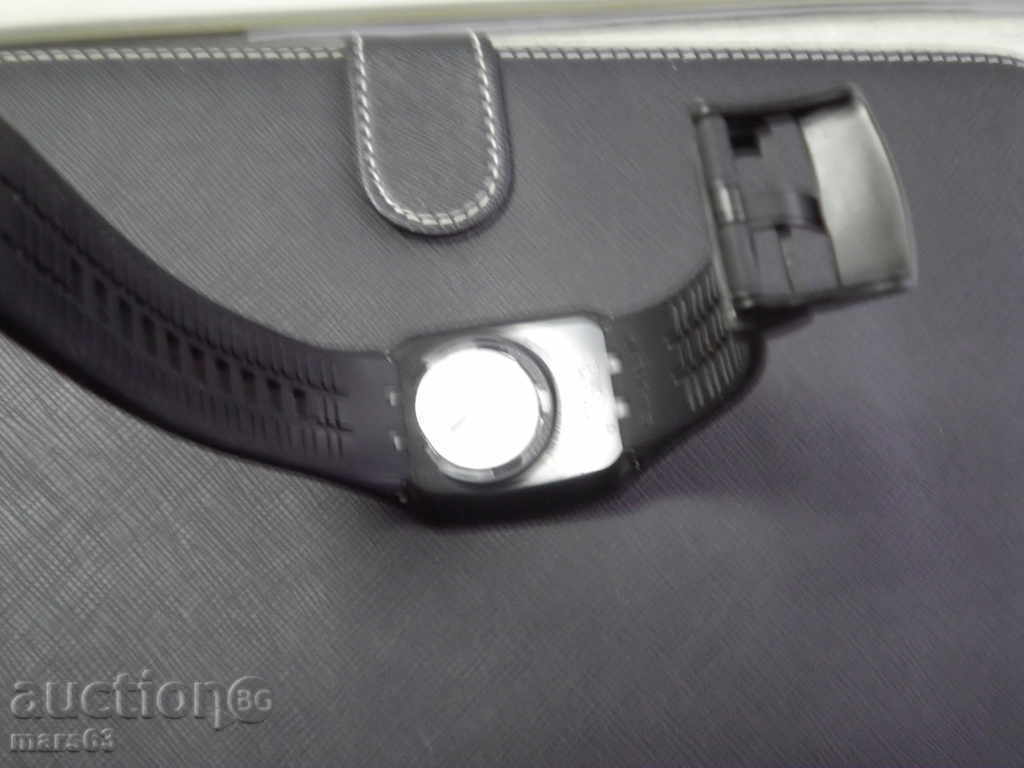 Swatch Touch Black - 7 Swatch Touch Black - 7