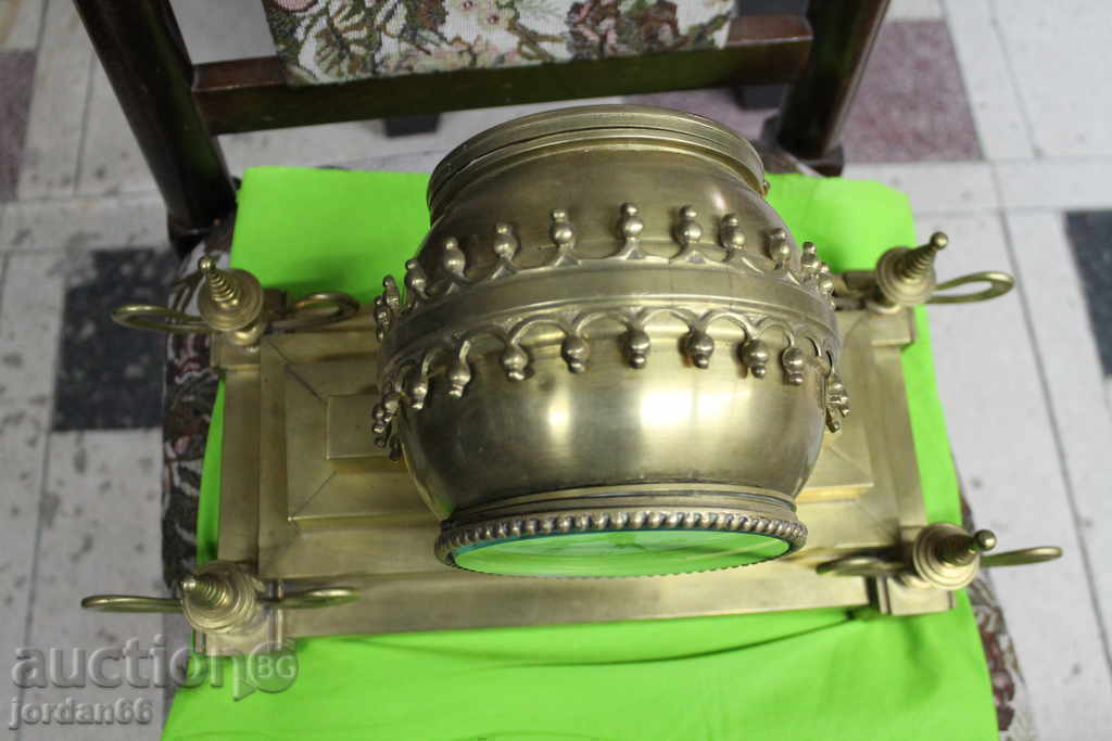 Mantel Ship French Bronze Clock with price 820.00 BGN | € 419.26 Mantel Ship French Bronze Clock with price 820.00 BGN | € 419.26