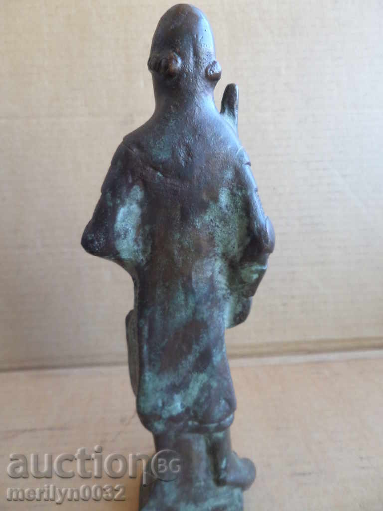 Licitație Statueta, figura autorului, figurina din bronz, sculptura din plastic Licitație Statueta, figura autorului, figurina din bronz, sculptura din plastic