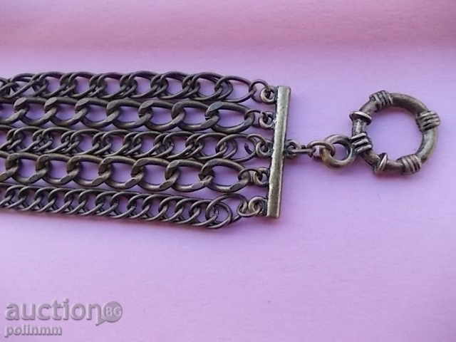 Beautiful bracelet with price 55.00 BGN | € 28.12 Beautiful bracelet with price 55.00 BGN | € 28.12