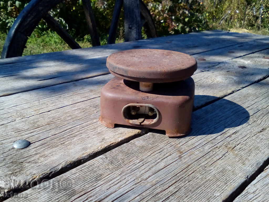 Stove, small stove with price 7.00 BGN | € 3.58 Stove, small stove with price 7.00 BGN | € 3.58