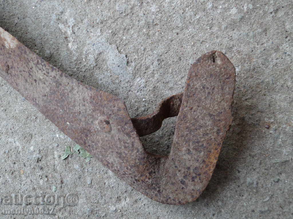 Auction Old hand-forged mowing hair, wrought iron Auction Old hand-forged mowing hair, wrought iron