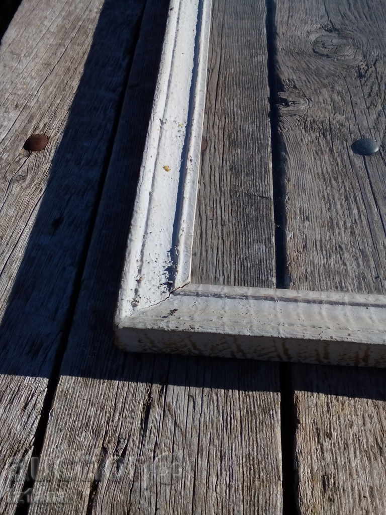 Antique Picture Frame with price 12.00 BGN | € 6.14 Antique Picture Frame with price 12.00 BGN | € 6.14