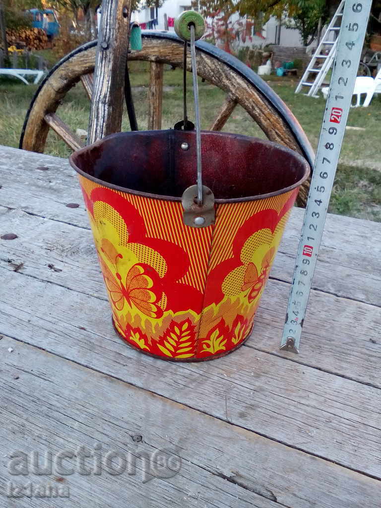 Children's metal bucket, bucket with price 22.00 BGN | € 11.25 Children's metal bucket, bucket with price 22.00 BGN | € 11.25
