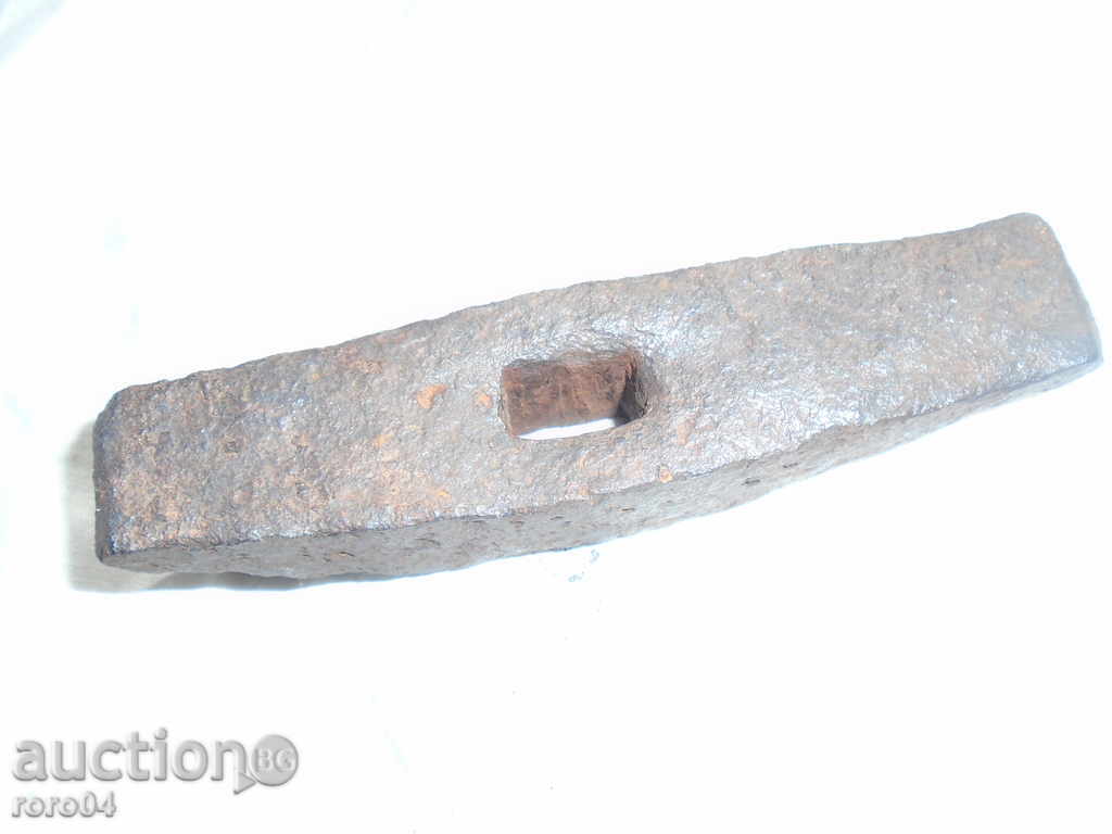 STABLE MASSIVE CURVE CHUCK with price 10.80 BGN | € 5.52 STABLE MASSIVE CURVE CHUCK with price 10.80 BGN | € 5.52