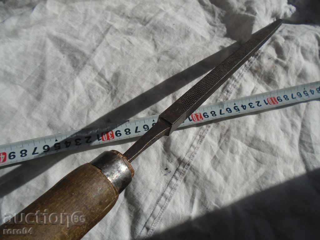 Delivery of HIGH STAR METAL PILLE FOR METAL - 50 cm. Delivery of HIGH STAR METAL PILLE FOR METAL - 50 cm.