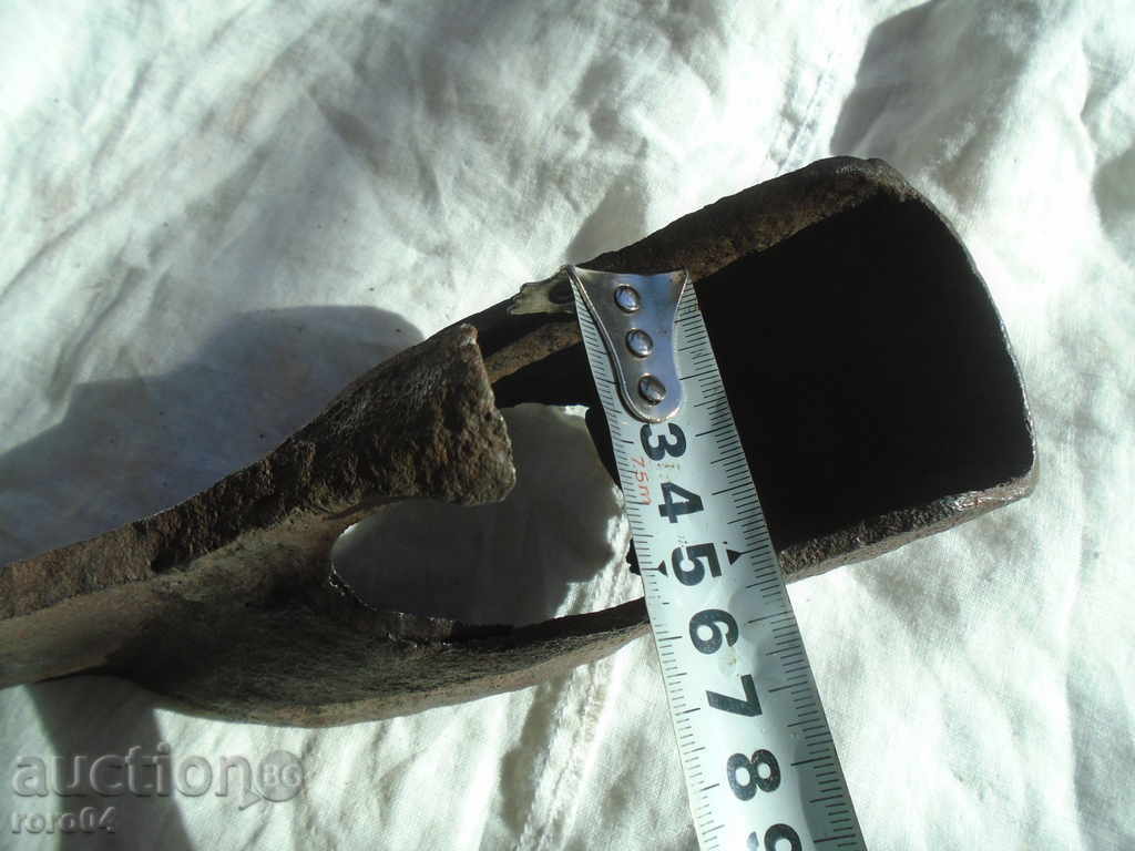 HEAVY OLD HANDMADE FOOT FABRIC - 7 HEAVY OLD HANDMADE FOOT FABRIC - 7