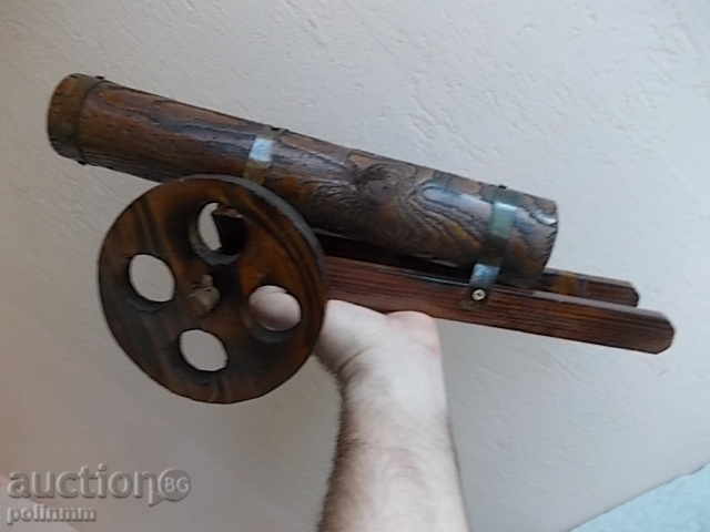 Wooden top - 5 Wooden top - 5