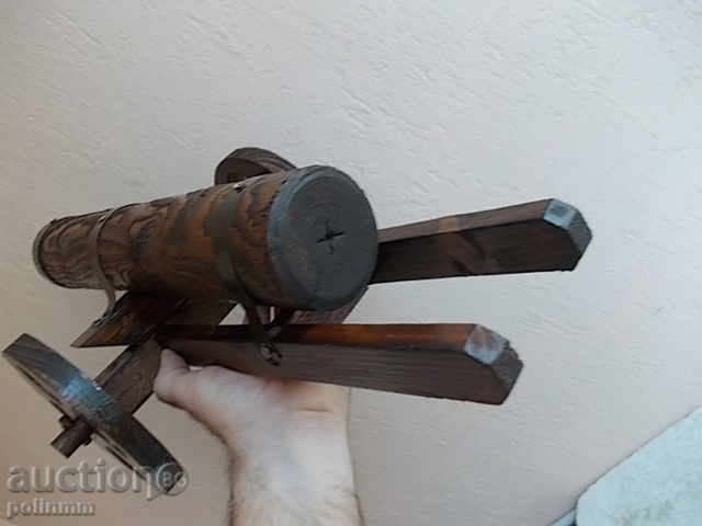 Wooden top - 6 Wooden top - 6