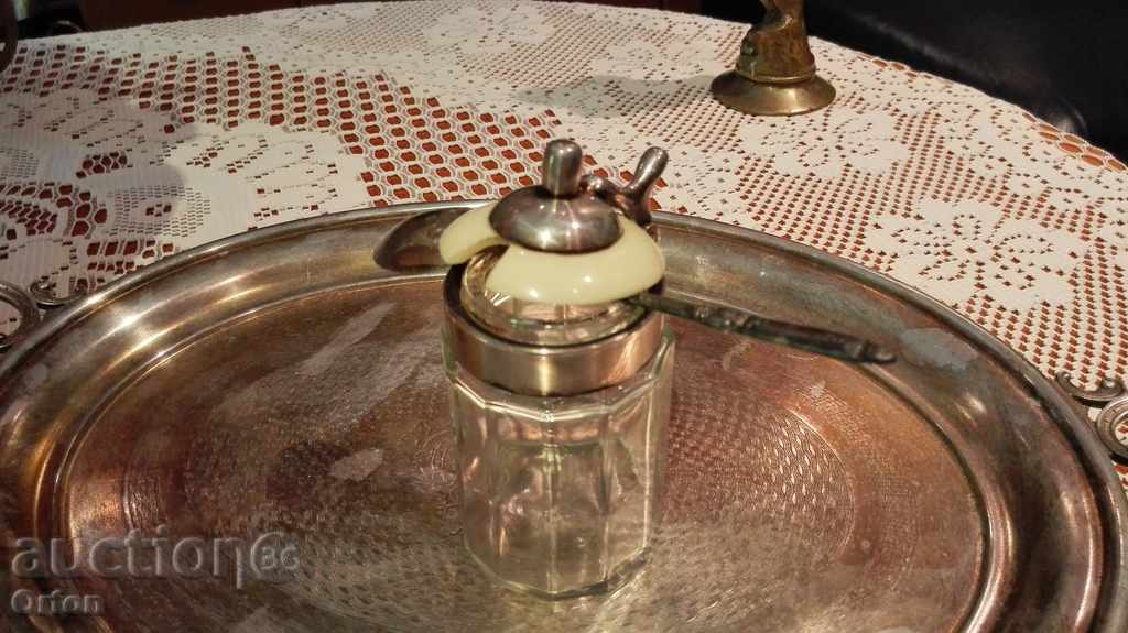 Auction Old sugar bowl Auction Old sugar bowl