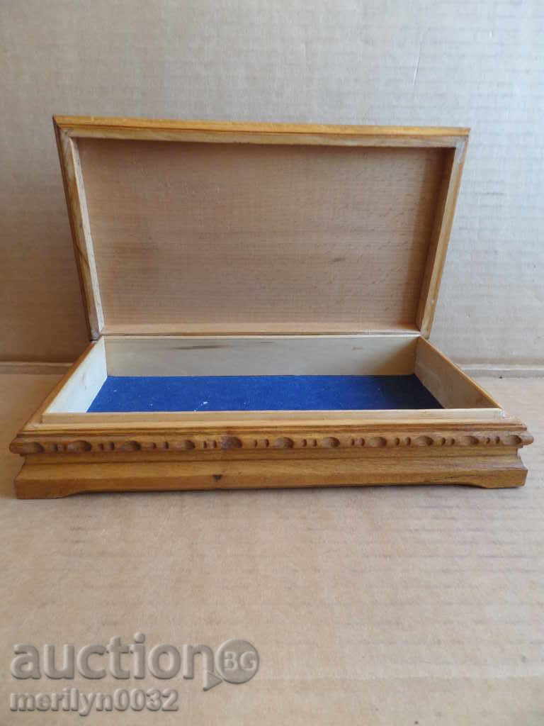 Delivery of Jewelry Box Wood Carving Plaque of Construction Troops Delivery of Jewelry Box Wood Carving Plaque of Construction Troops