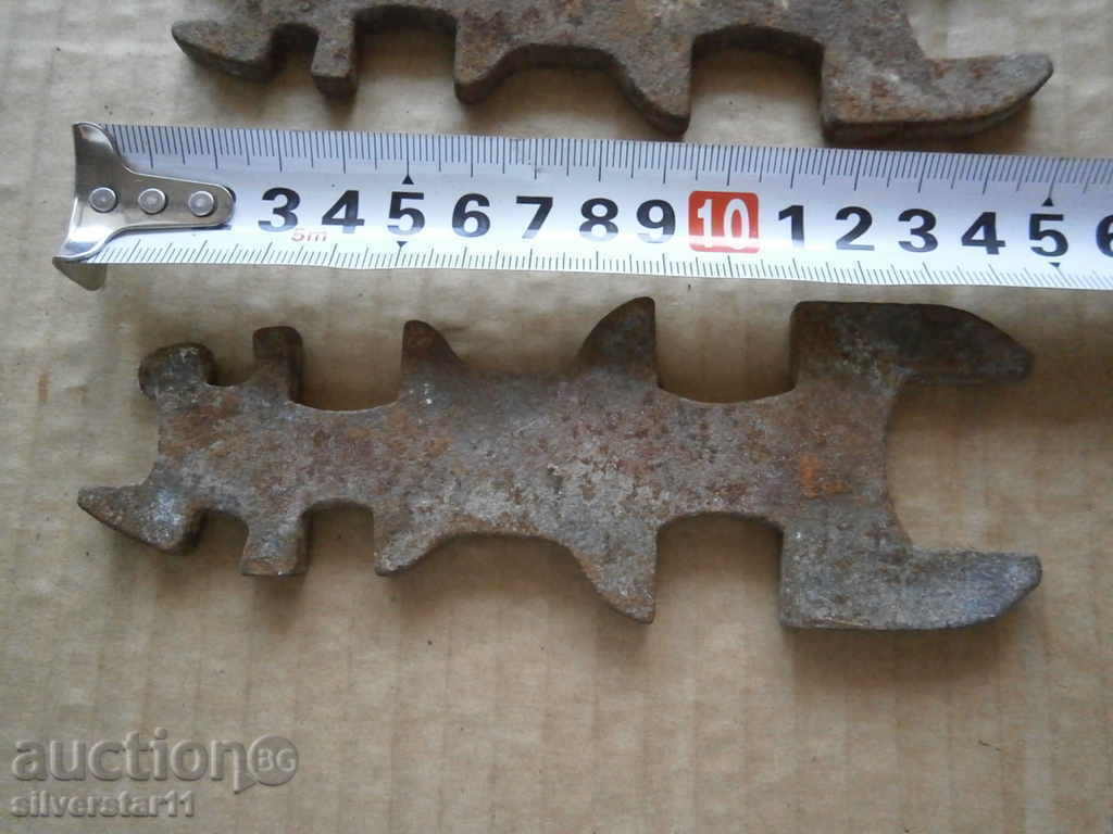 antique key lot two pieces - 6