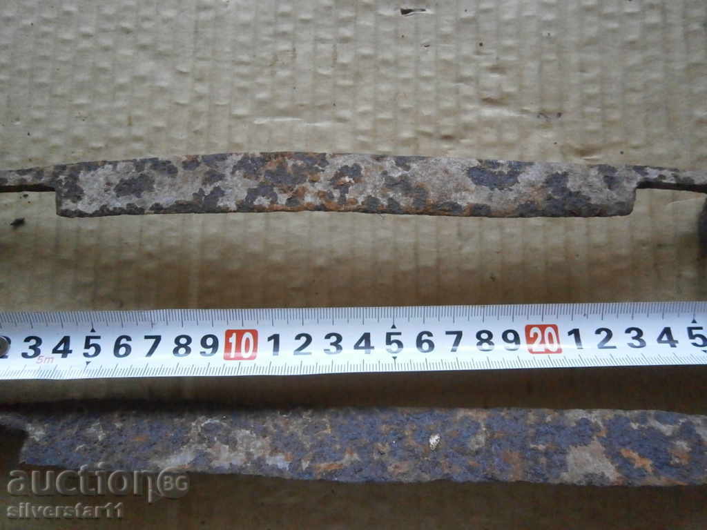 Auction Old hand forged iron tool, lot of two pieces Auction Old hand forged iron tool, lot of two pieces