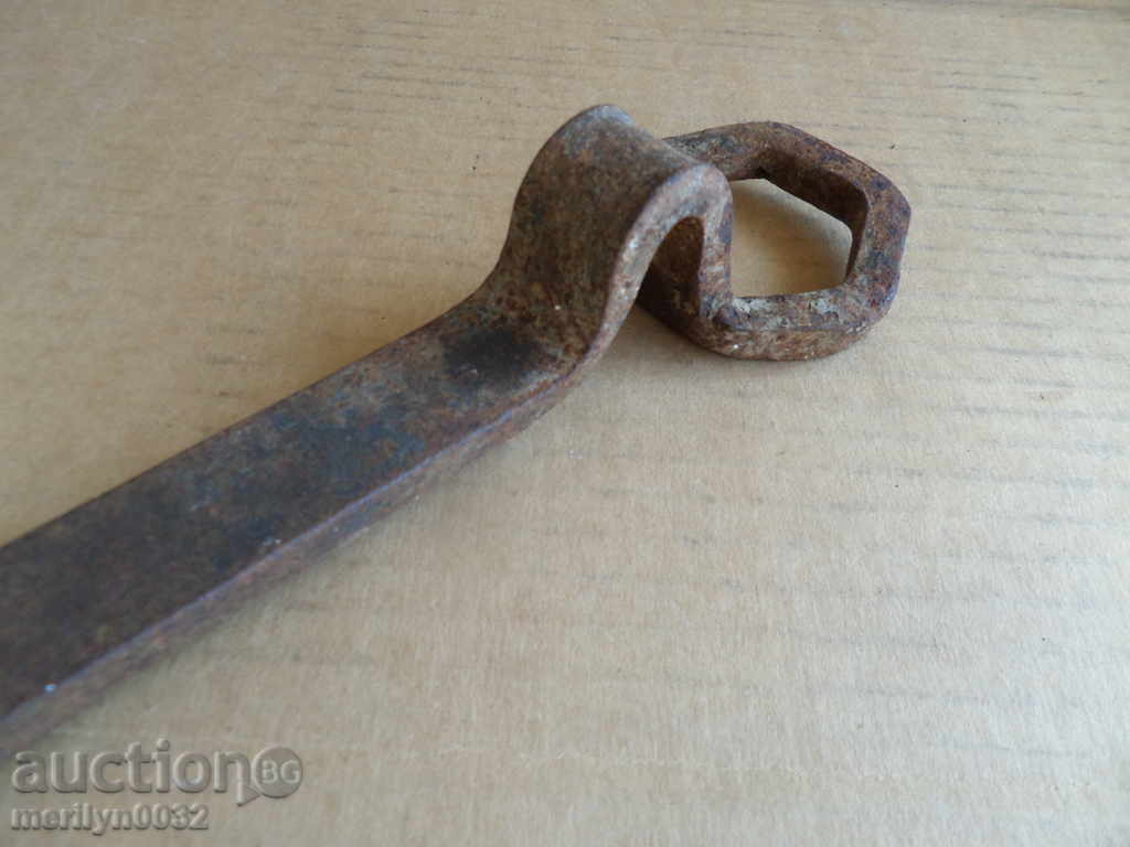 Auction Old forged key wagon forged iron tool Auction Old forged key wagon forged iron tool