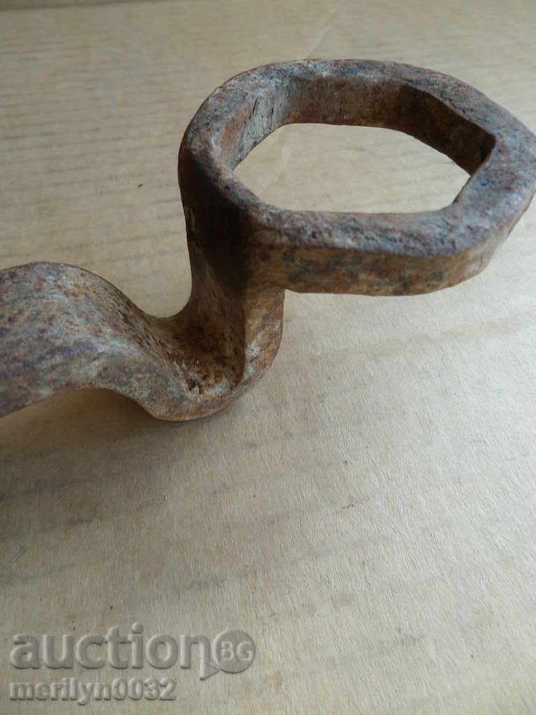 Old forged key wagon forged iron tool - 5 Old forged key wagon forged iron tool - 5
