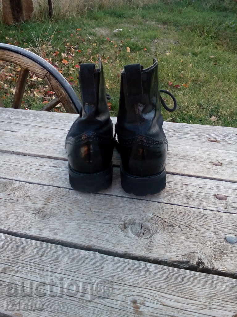 Auction Ladies boots Auction Ladies boots