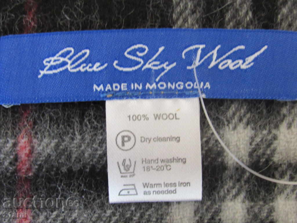 Auction Fine male 100% wool scarf, Mongolia Auction Fine male 100% wool scarf, Mongolia