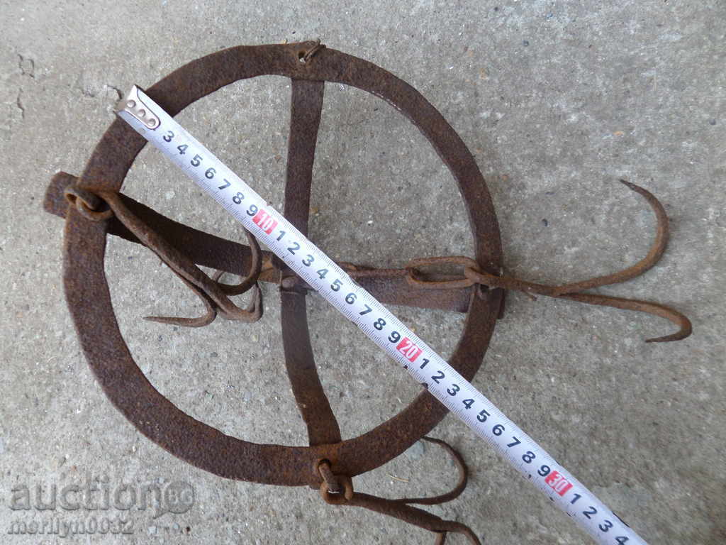 Δημοπρασία Τροχός με άγκιστρα για τα φρεάτια καθαρισμού κρεμάστρα γάντζο σίδηρο Δημοπρασία Τροχός με άγκιστρα για τα φρεάτια καθαρισμού κρεμάστρα γάντζο σίδηρο