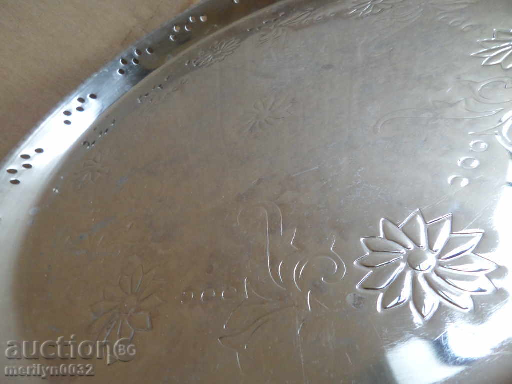 Socialist jockey tray - 5 Socialist jockey tray - 5