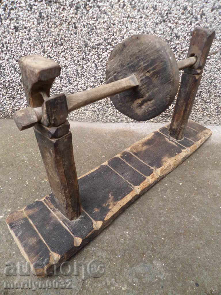 Auction Wood Wheel Old Mechanism Gear Pincer Wooden Auction Wood Wheel Old Mechanism Gear Pincer Wooden