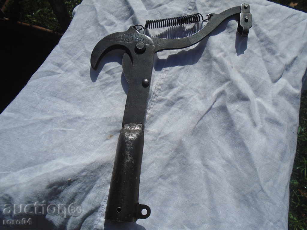 СТАРИ ГРАДИНАРСКИ НОЖИЦИ с цена 27.00 лв. | € 13.80 СТАРИ ГРАДИНАРСКИ НОЖИЦИ с цена 27.00 лв. | € 13.80