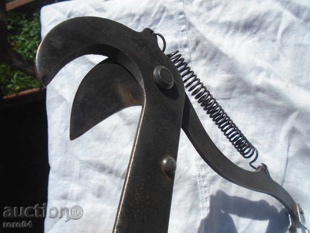 Аукцион СТАРИ ГРАДИНАРСКИ НОЖИЦИ Аукцион СТАРИ ГРАДИНАРСКИ НОЖИЦИ